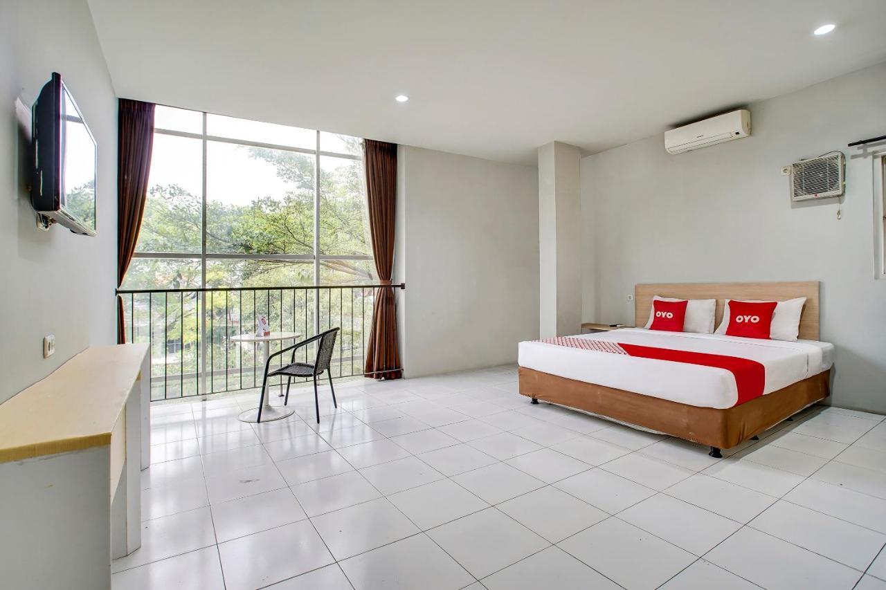 Reddoorz @ Pelajar Pejuang 3 Otel Bandung Dış mekan fotoğraf