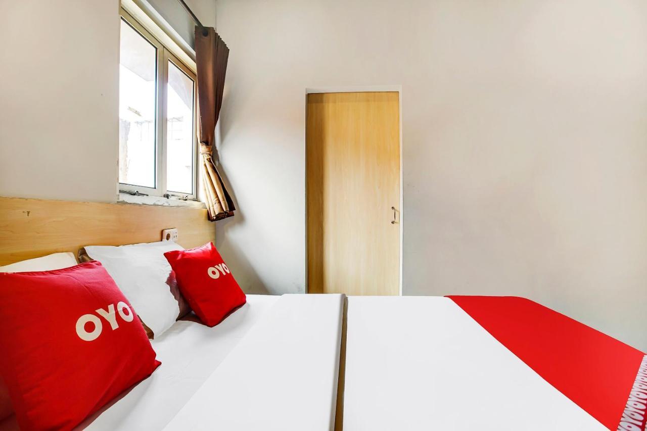 Reddoorz @ Pelajar Pejuang 3 Otel Bandung Dış mekan fotoğraf