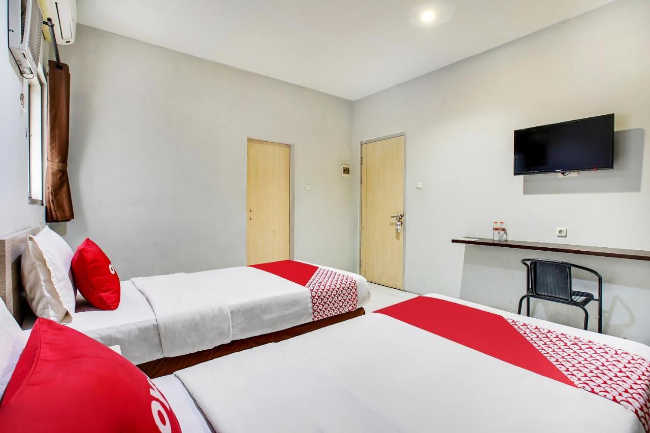 Reddoorz @ Pelajar Pejuang 3 Otel Bandung Dış mekan fotoğraf