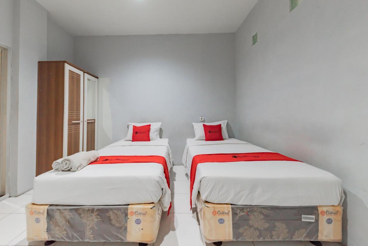 Reddoorz @ Pelajar Pejuang 3 Otel Bandung Dış mekan fotoğraf