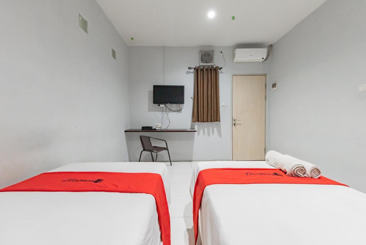Reddoorz @ Pelajar Pejuang 3 Otel Bandung Dış mekan fotoğraf